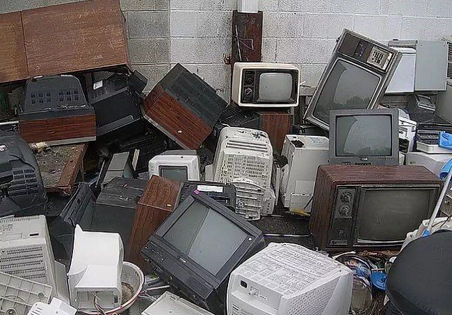 ♻ куда сдать старый телевизор ▶ утилизация телевизоров за деньги и на запчасти ▶ ламповый или с разбитой матрицей