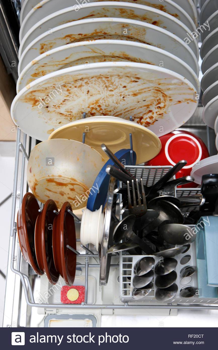 Посудомоечная машина плохо моет посуду: причины и решения