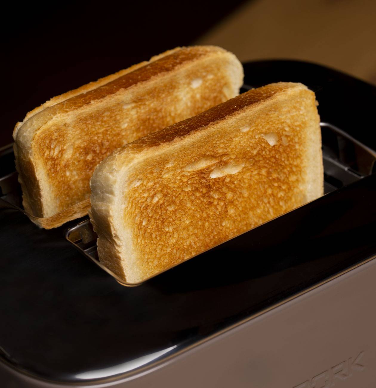 Сколько калорий в черном хлебе из тостера. полезен ли хлеб из тостера? как готовится хлеб в тостере