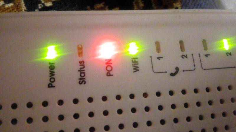 Почему горит красная лампочка на wi-fi роутере ростелеком?