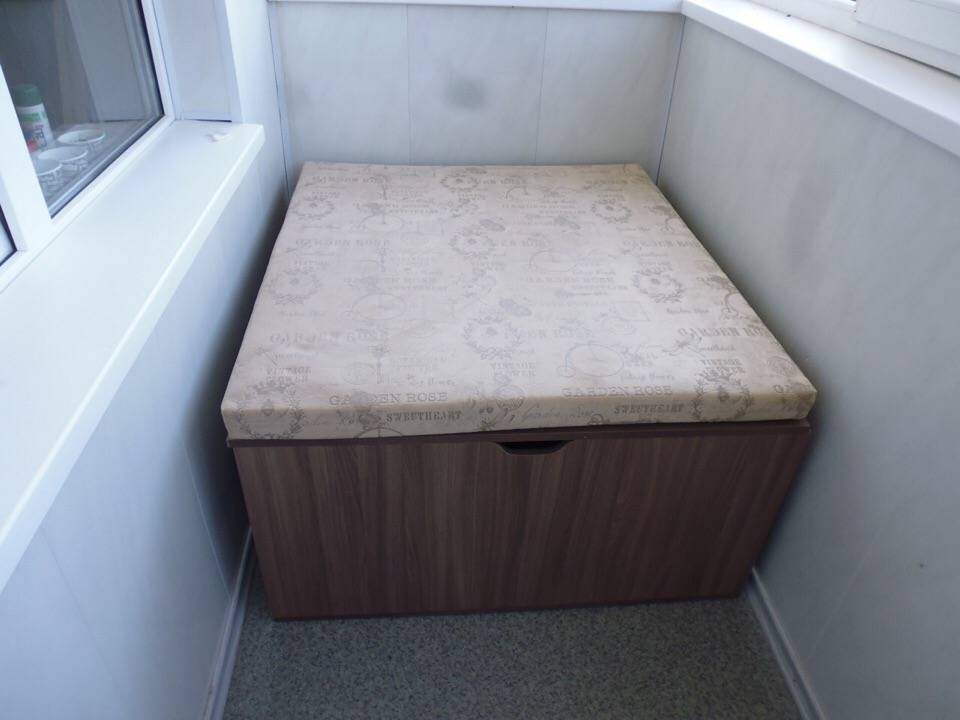 Скамейка с ящиком на балкон: материалы, подготовка, пошаговая сборка, отделка