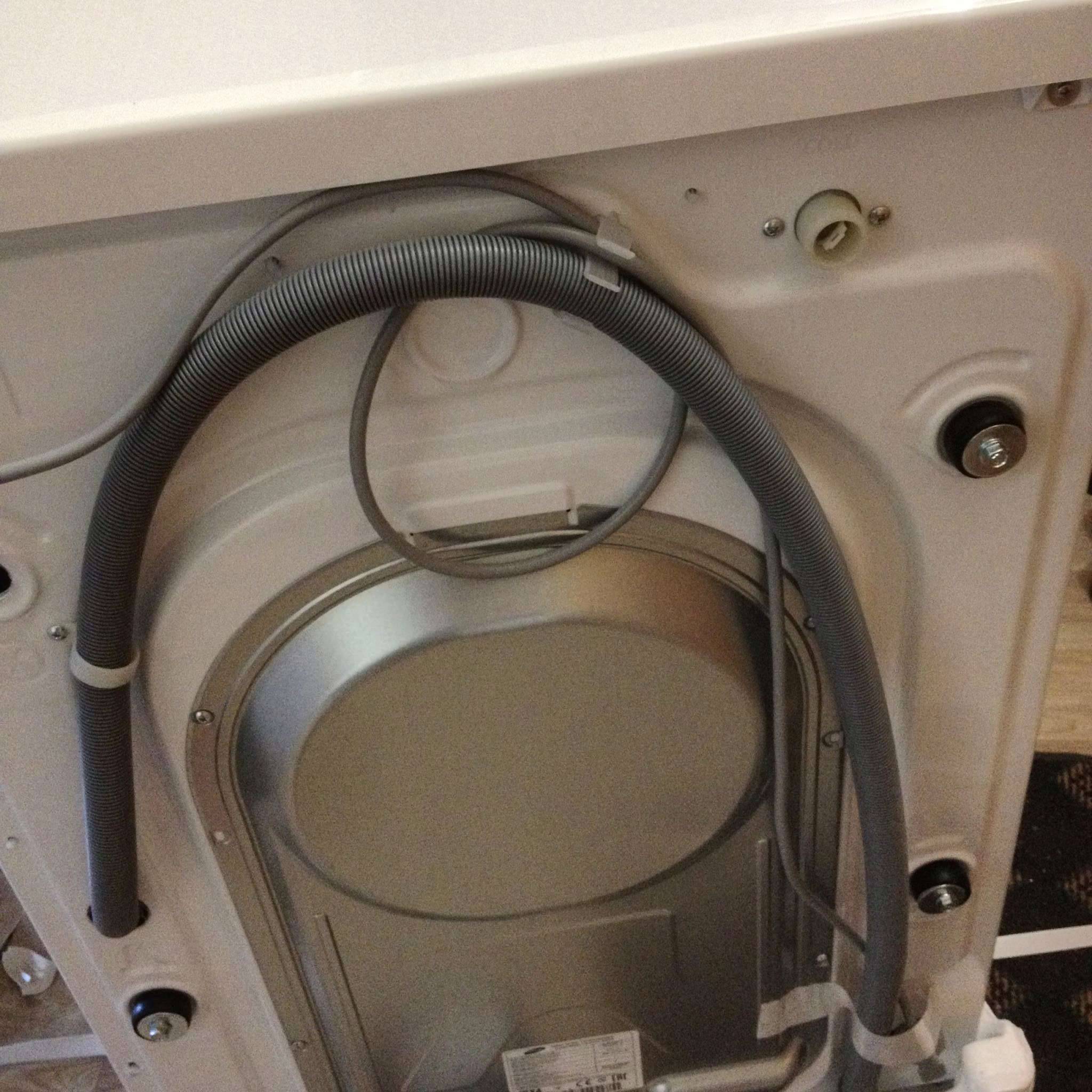 Инструкции по прочистке и удлинению шланга в стиральной машине