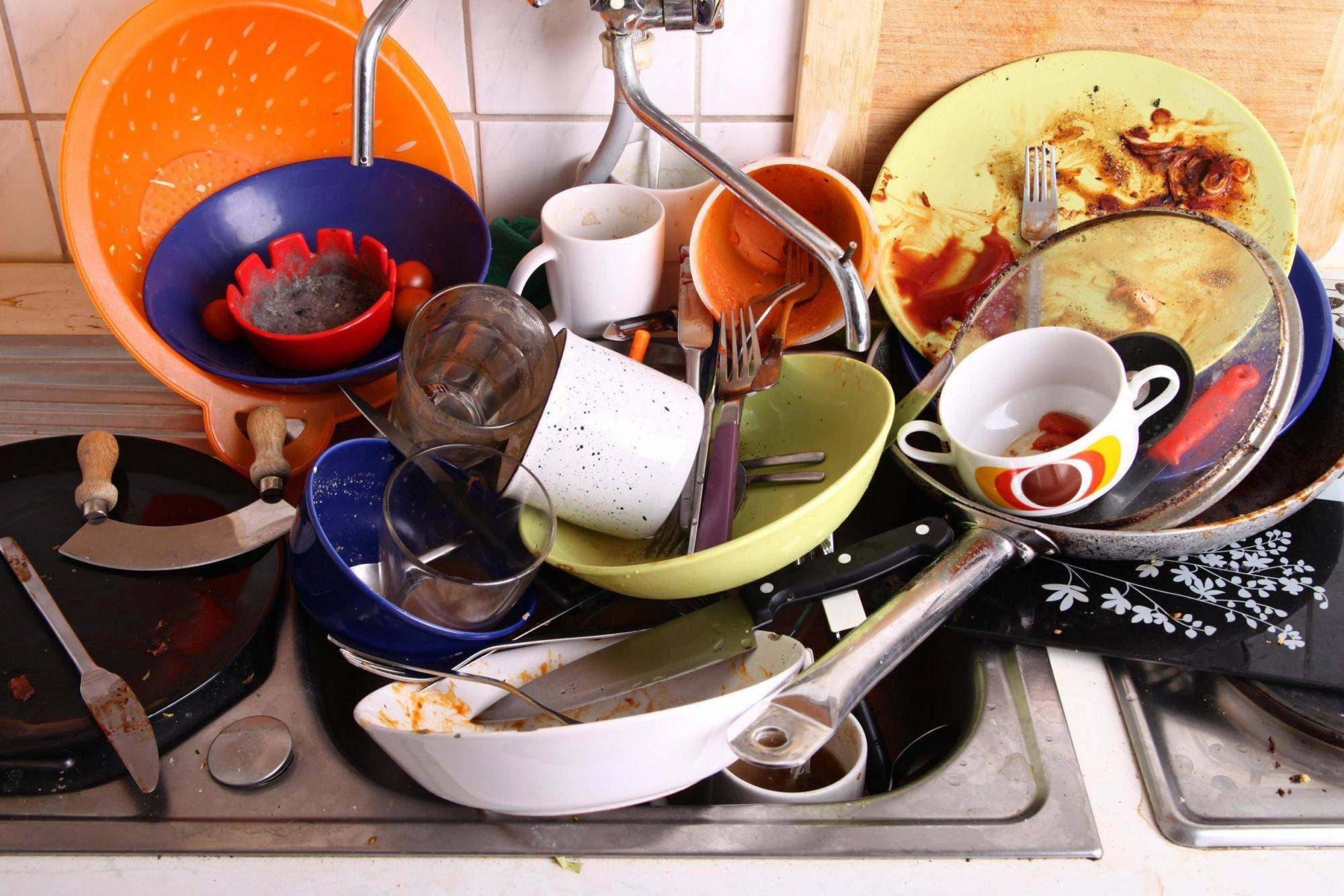 "завтра утром помою". почему нельзя оставлять грязную посуду на ночь