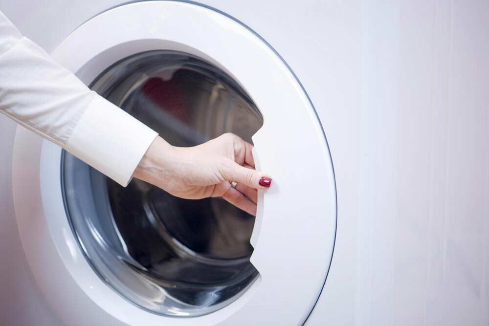 Не блокируется дверь в стиральной машине: причины и решение