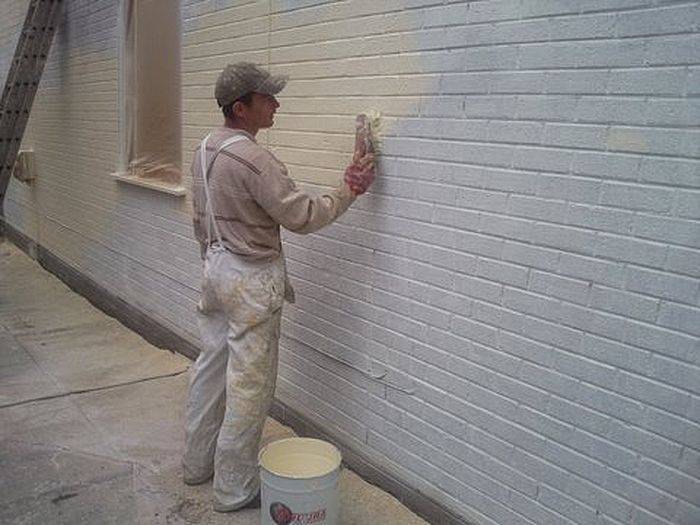 Секреты и нюансы ремонта: как правильно покрасить стену в белый цвет?