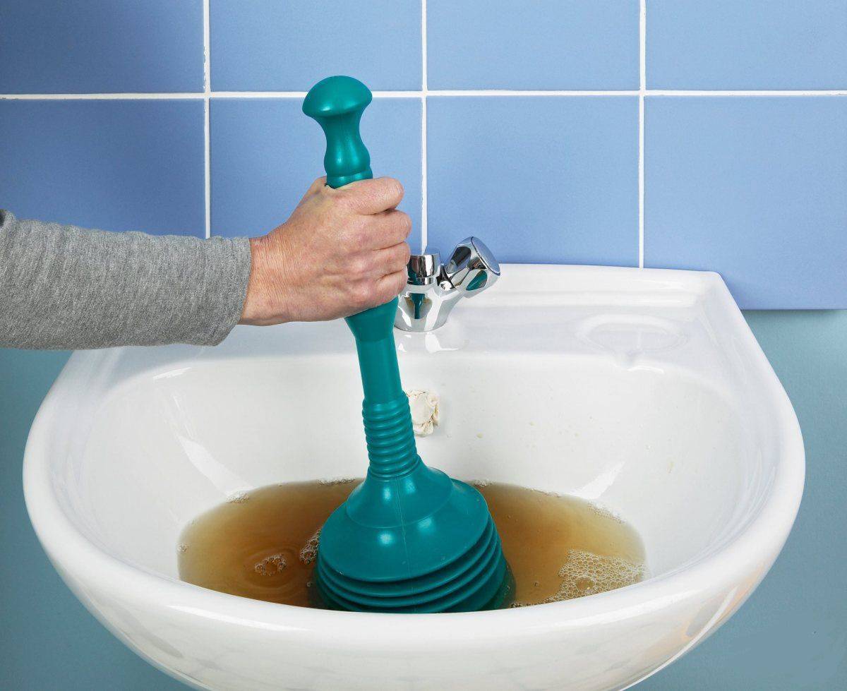 14 способов и средств устранить запах из раковины на кухне и в ванной