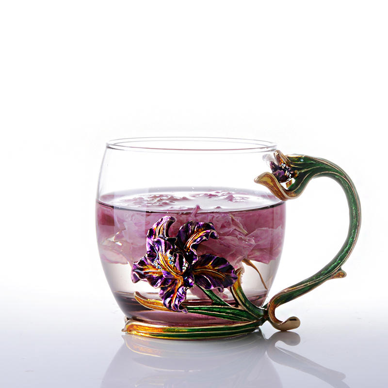 В какой чашке чай остынет быстрее фарфоровой или стеклянной ???? официальный сайт пурпурный чай