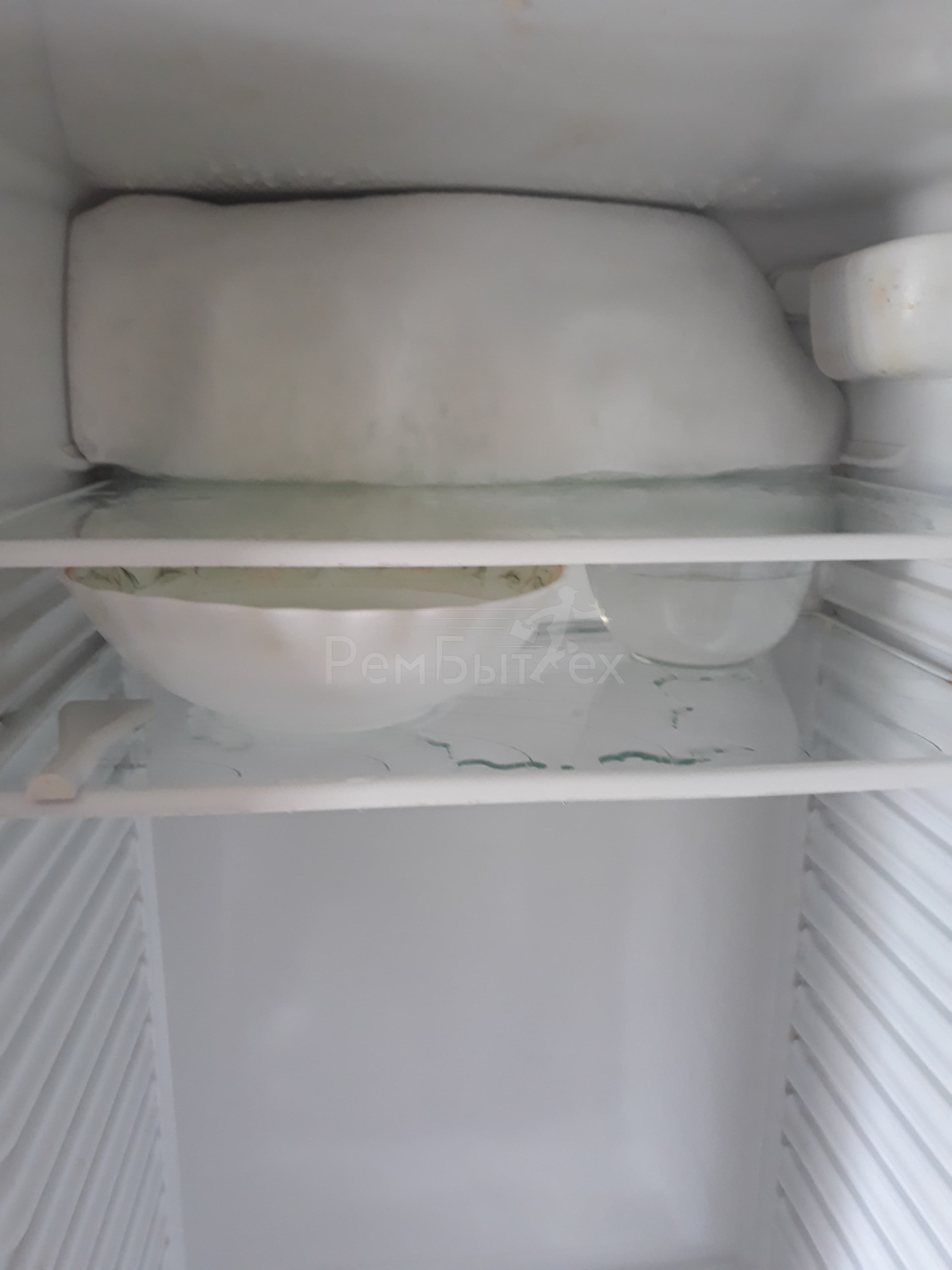 Намерзает лед на испарителе в холодильнике атлант