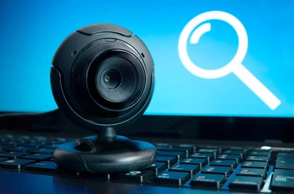 5 способов защиты веб-камеры от взлома и шпионажа: стоит ли заклеивать