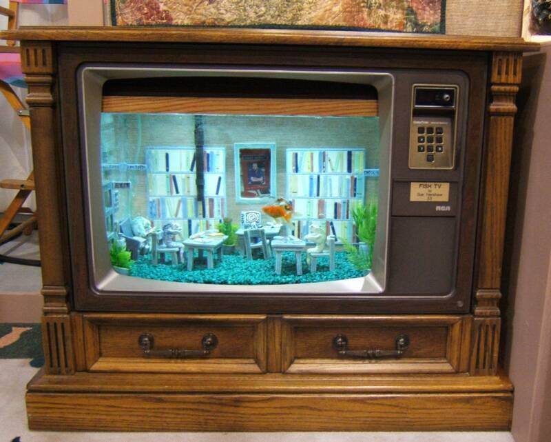 Разбили экран телевизора. что делать? продать на запчасти или пробовать ремонтировать.