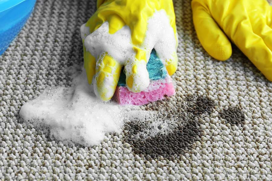 Как отмыть зеленку с ковра в домашних условиях: эффективные способы удалить свежие и въевшиеся пятна