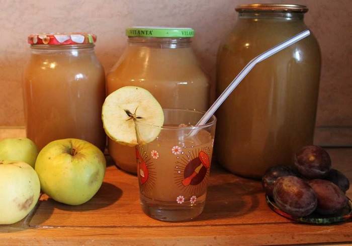 Хозяйкам на заметку: как правильно следует хранить свежевыжатый яблочный сок?
