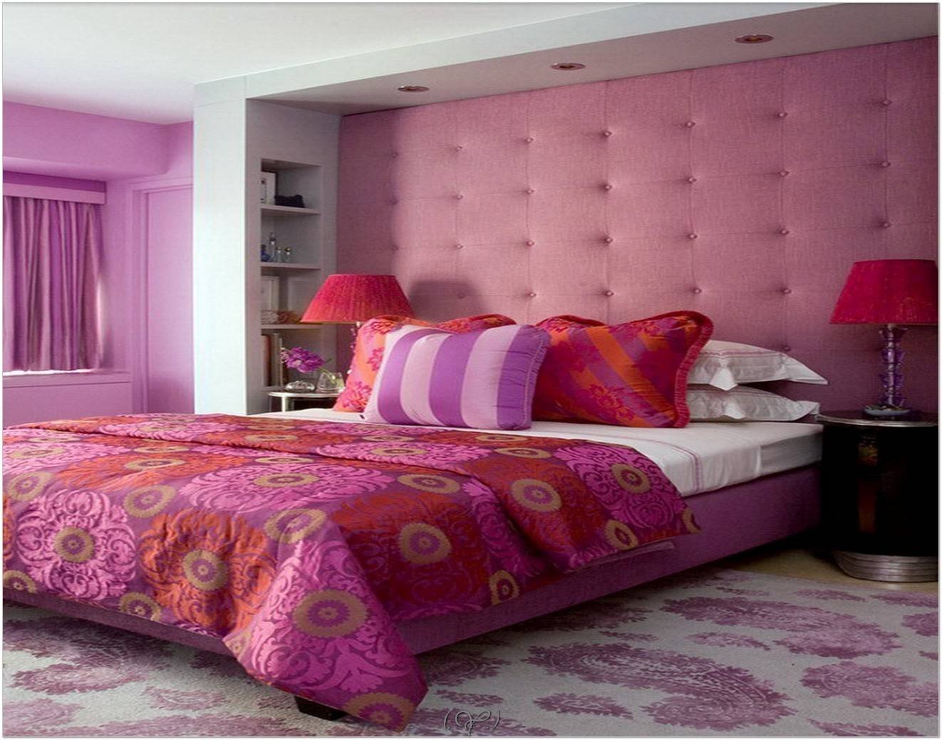 Спальня в розово сиреневых тонах