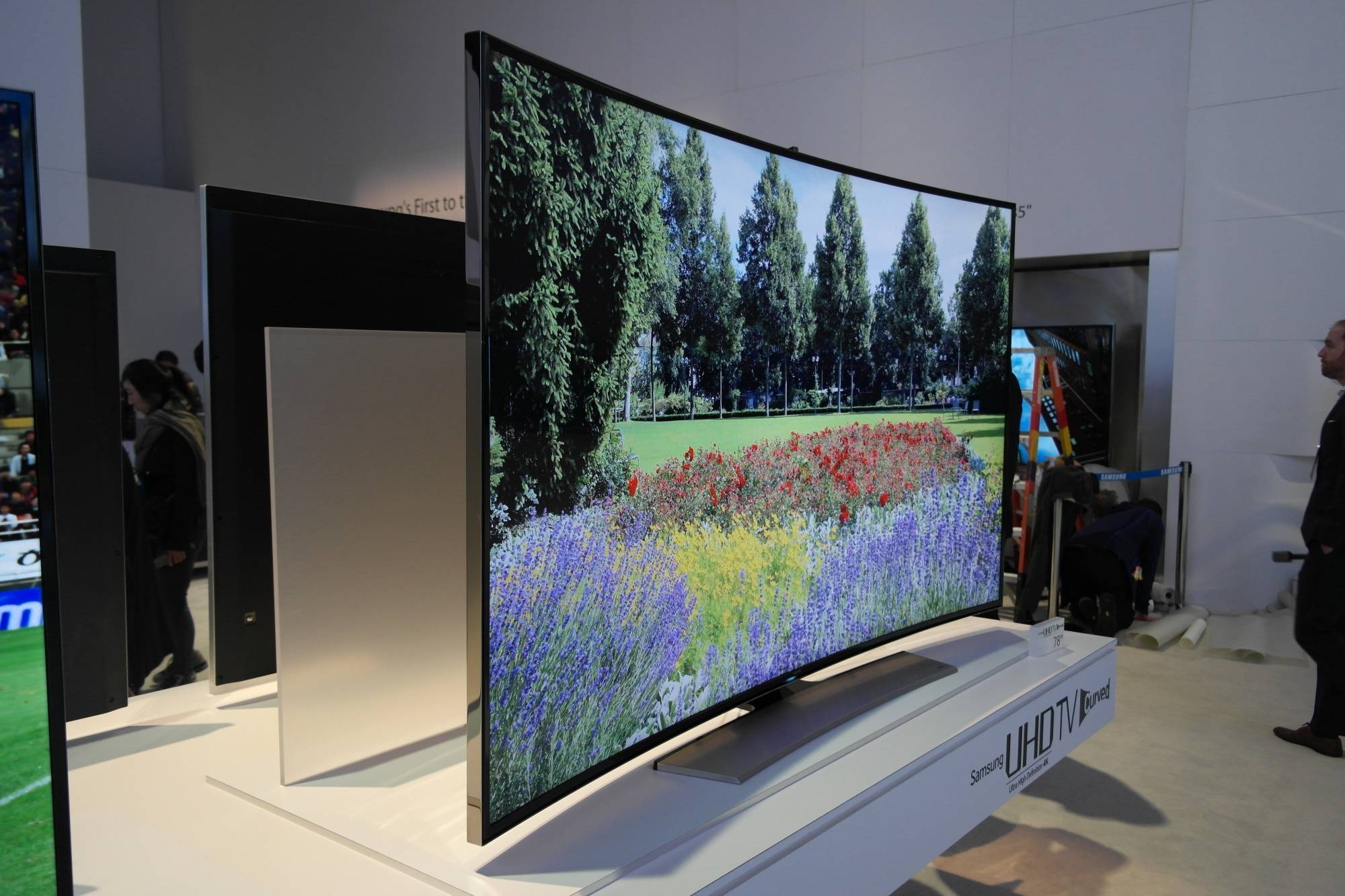 Самые дорогие телевизоры в мире на 2021-2022 год: стоит ли покупать?