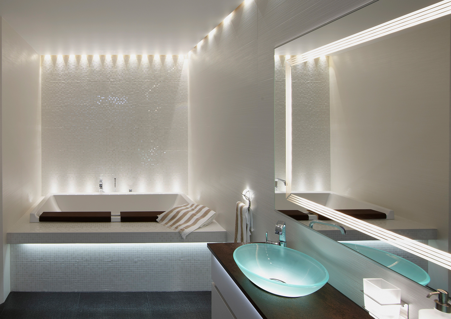 Освещение в ванной комнате. 50+ фото-примеров освещения ванной