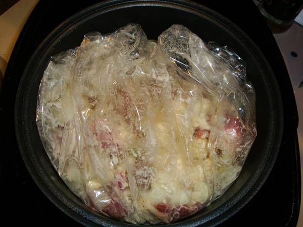 Свинина, запеченная в мультиварке - рецепт с пошаговыми фото | меню недели