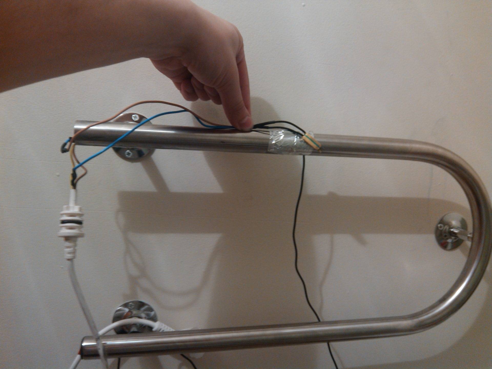 Ремонт электрического полотенцесушителя: технология починки