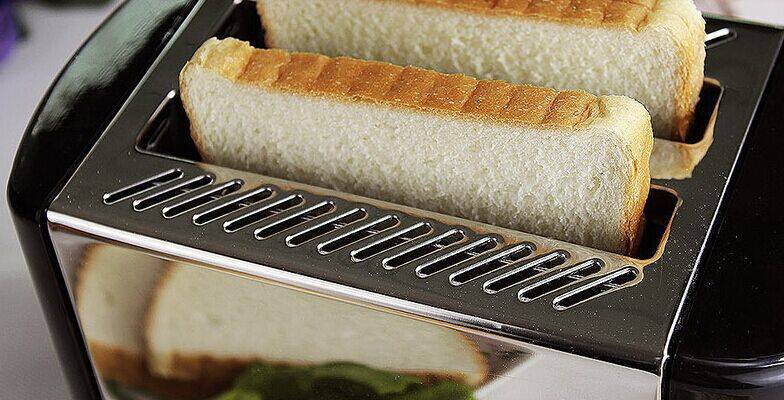 Хлеб из тостера: чем полезен и чем вреден