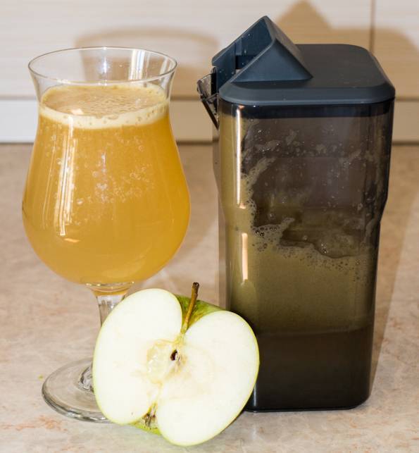 Как сделать сок из яблок через соковыжималку