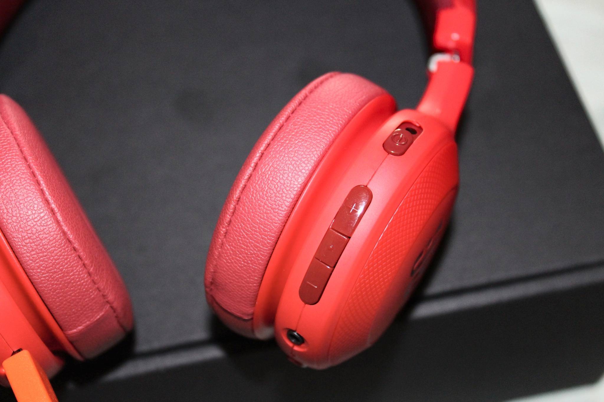 Лучшие наушники jbl: топ новых проводных и беспроводных моделей 2021 года