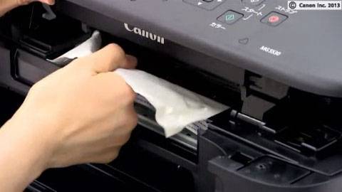 Принтер мнет бумагу: что делать? почему принтер мнет бумагу при печати?