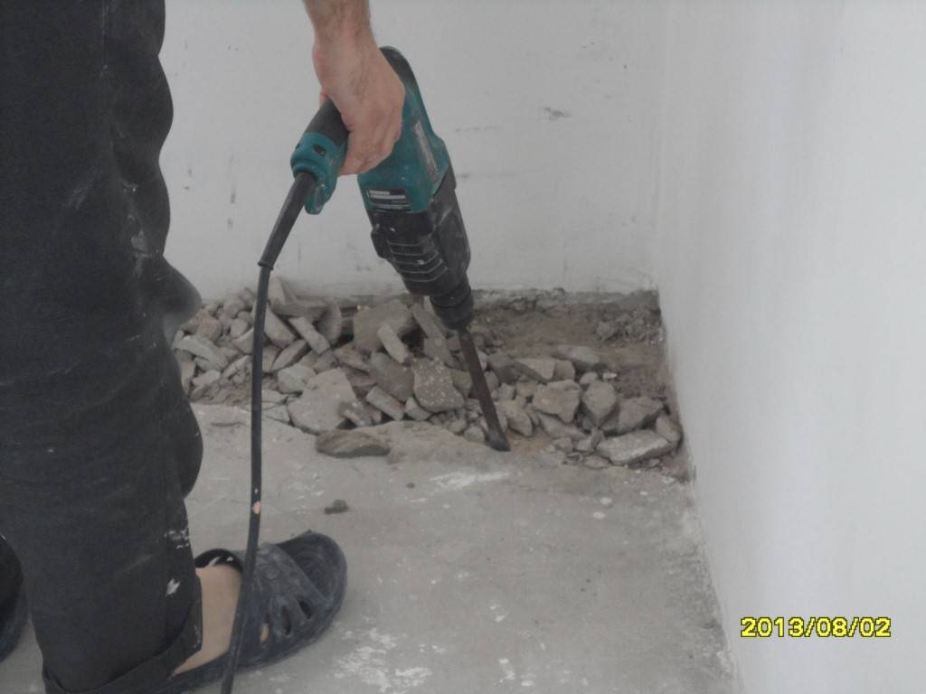 Разборка цементно-песчаной стяжки: инструкция по демонтажу и его особенности | отделка в доме