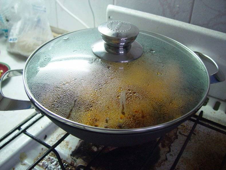 Как правильно очистить казан: средства против нагара, прокаливание чугунной посуды в домашних условиях