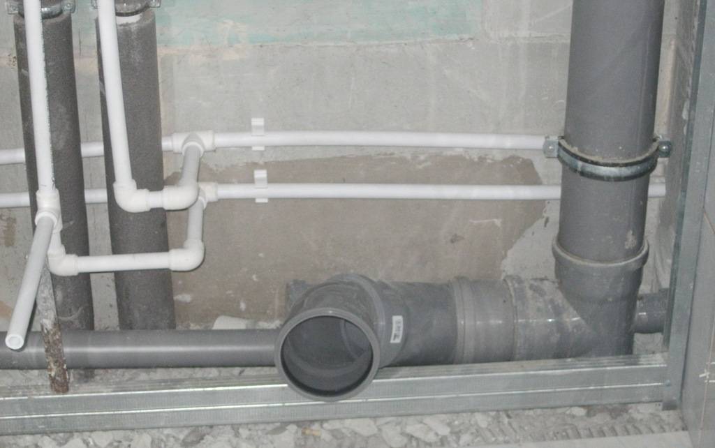 Какие трубы для канализации лучше: трубопроводы из полиэтиленовых труб, а также как спрятать канализационные трубы