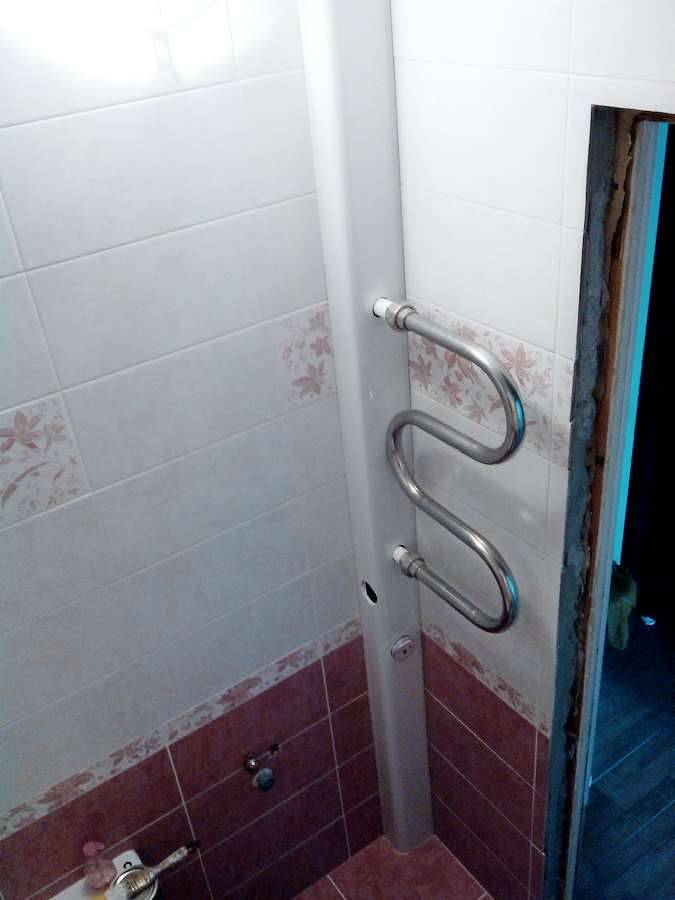 Как спрятать трубы в ванной? – пошаговая инструкция с фото примерами
