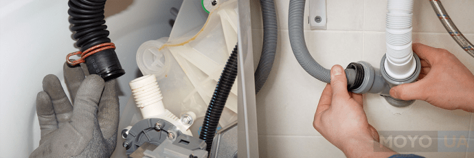 Как почистить сливной шланг в стиральной машине: причины засоров и способы их устранения