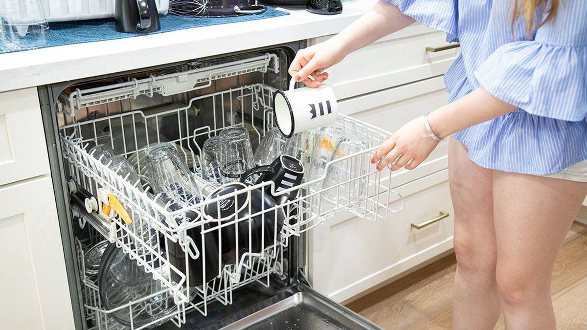 20+ лучших бюджетных посудомоечных машин - рейтинг 2021