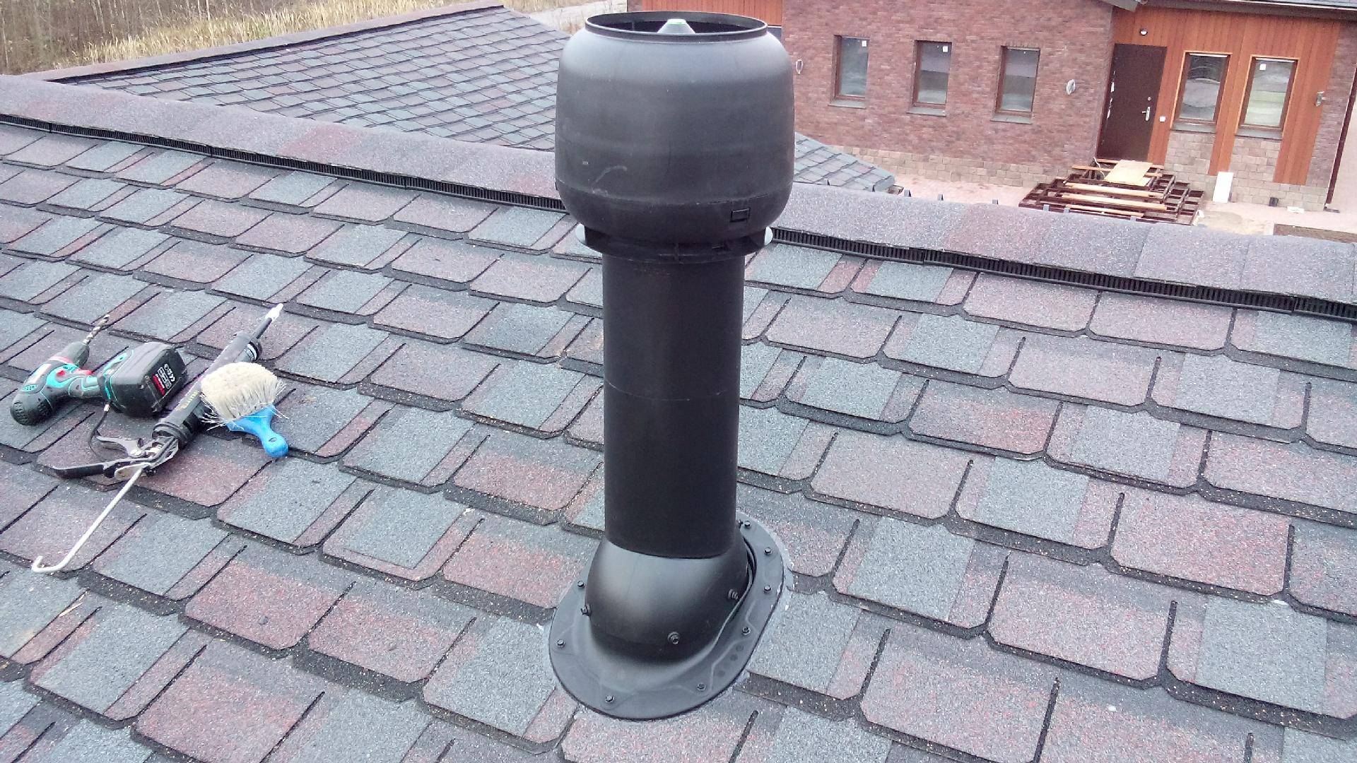 Вентиляционные трубы на крыше: технология установки, повышение эффективности