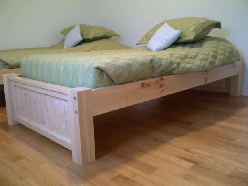 Реально ли переделать кровать? Как своими руками изменить спальное место?