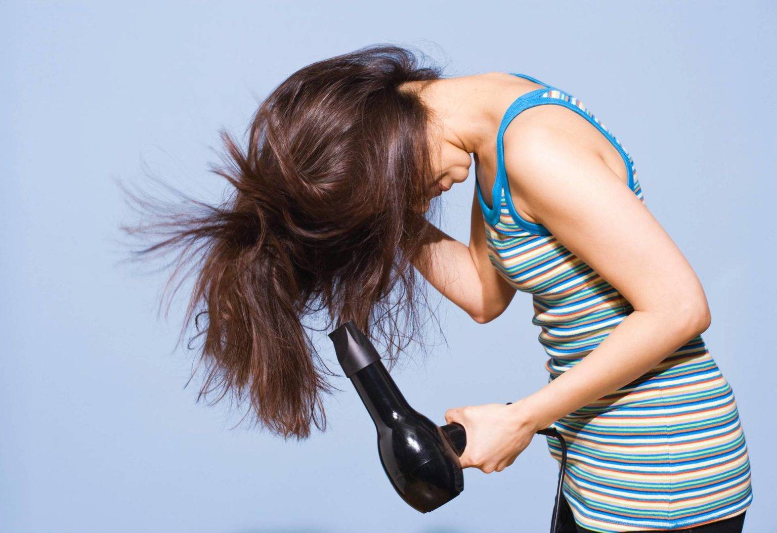 Как высушить волосы без фена ( 7 универсальных подсказок)