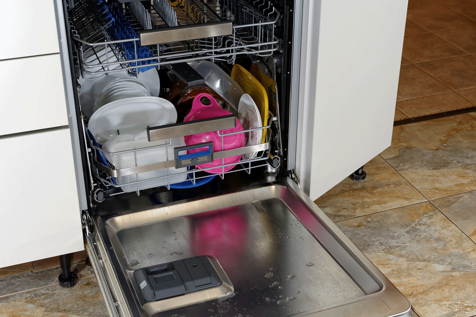 Как включить посудомоечную машину bosch, electrolux, ariston первый раз