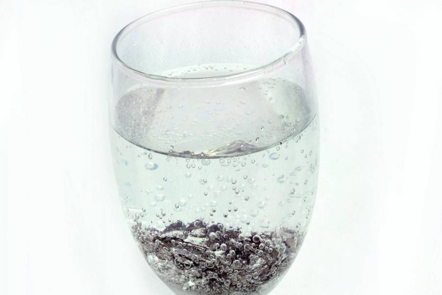 Серебряная вода: что это такое и как ее использовать, польза и вред для организма человека, можно ли пить жидкость с серебром