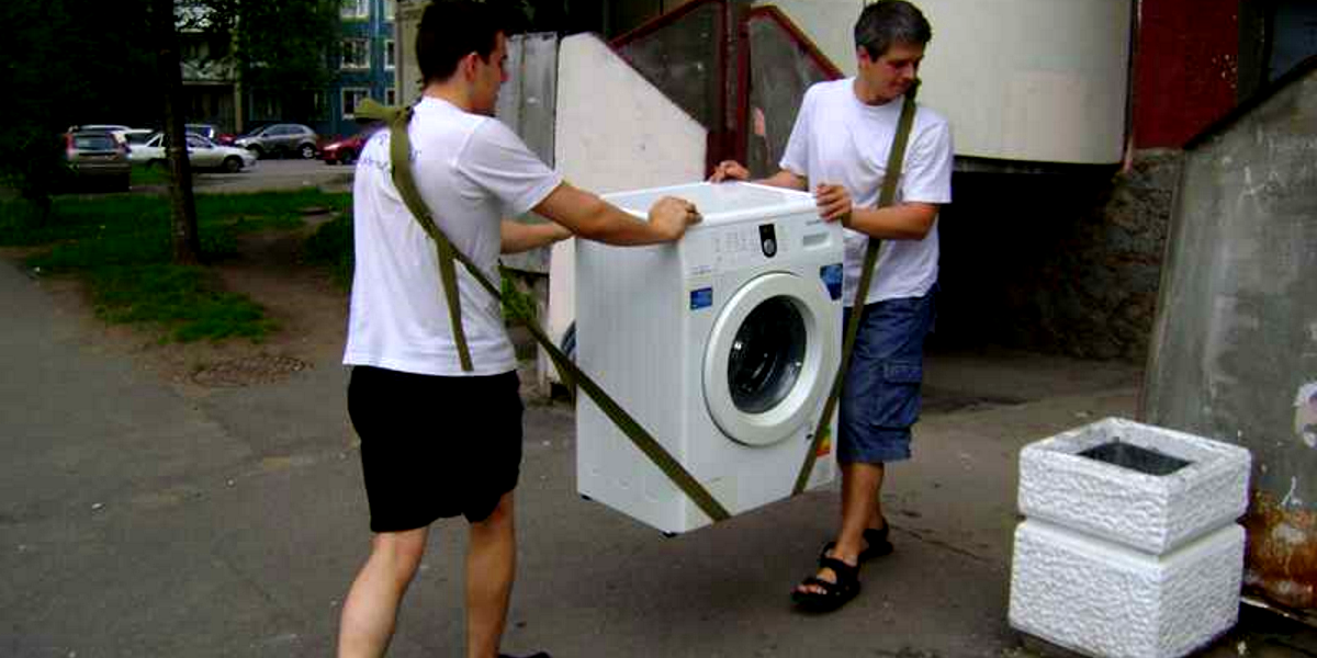 Можно ли перевозить стиральную машину на боку и без транспортировочных болтов