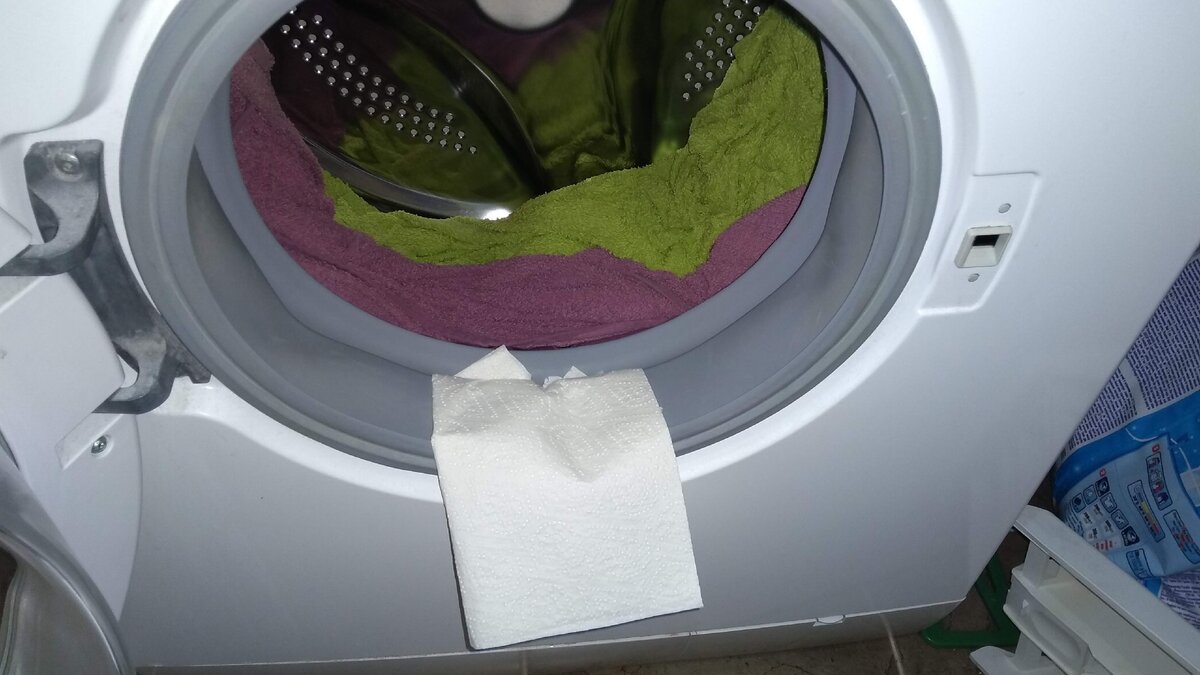 Для чего в стиральную машину кладут мокрую салфетку перед стиркой? | дела огородные | дзен
