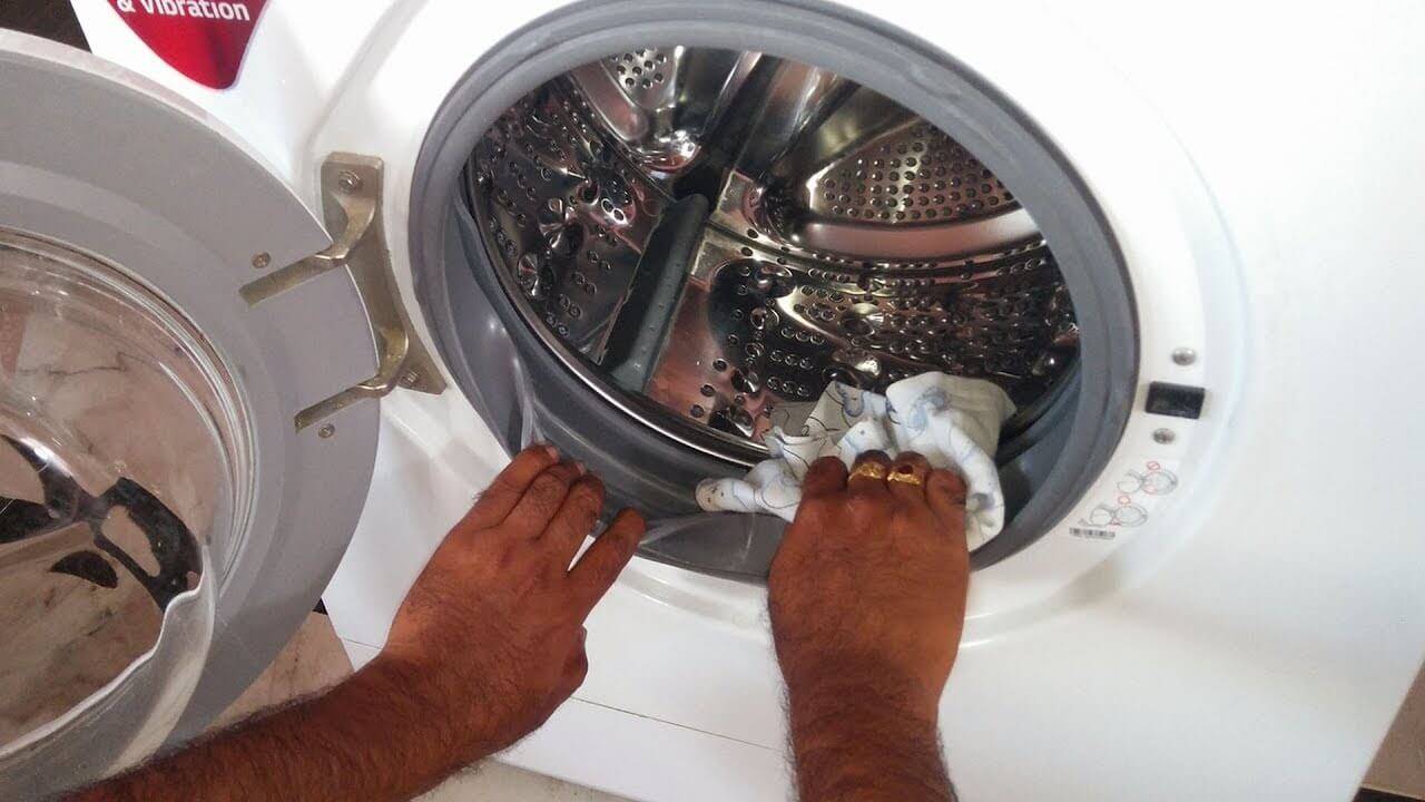 Чем почистить стиральную машину автомат в домашних условиях: самые эффективные средства