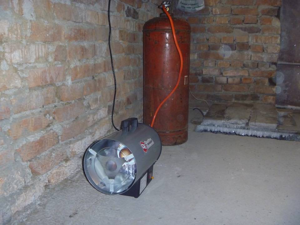 Отопление в гараж: какой способ обогреть экономнее