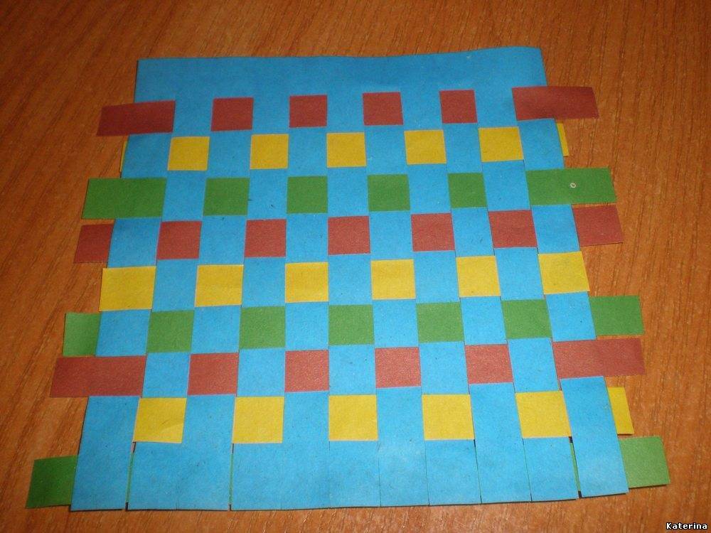 Как сделать ковёр из бумаги своими руками: что нужно для изготовления коврика.