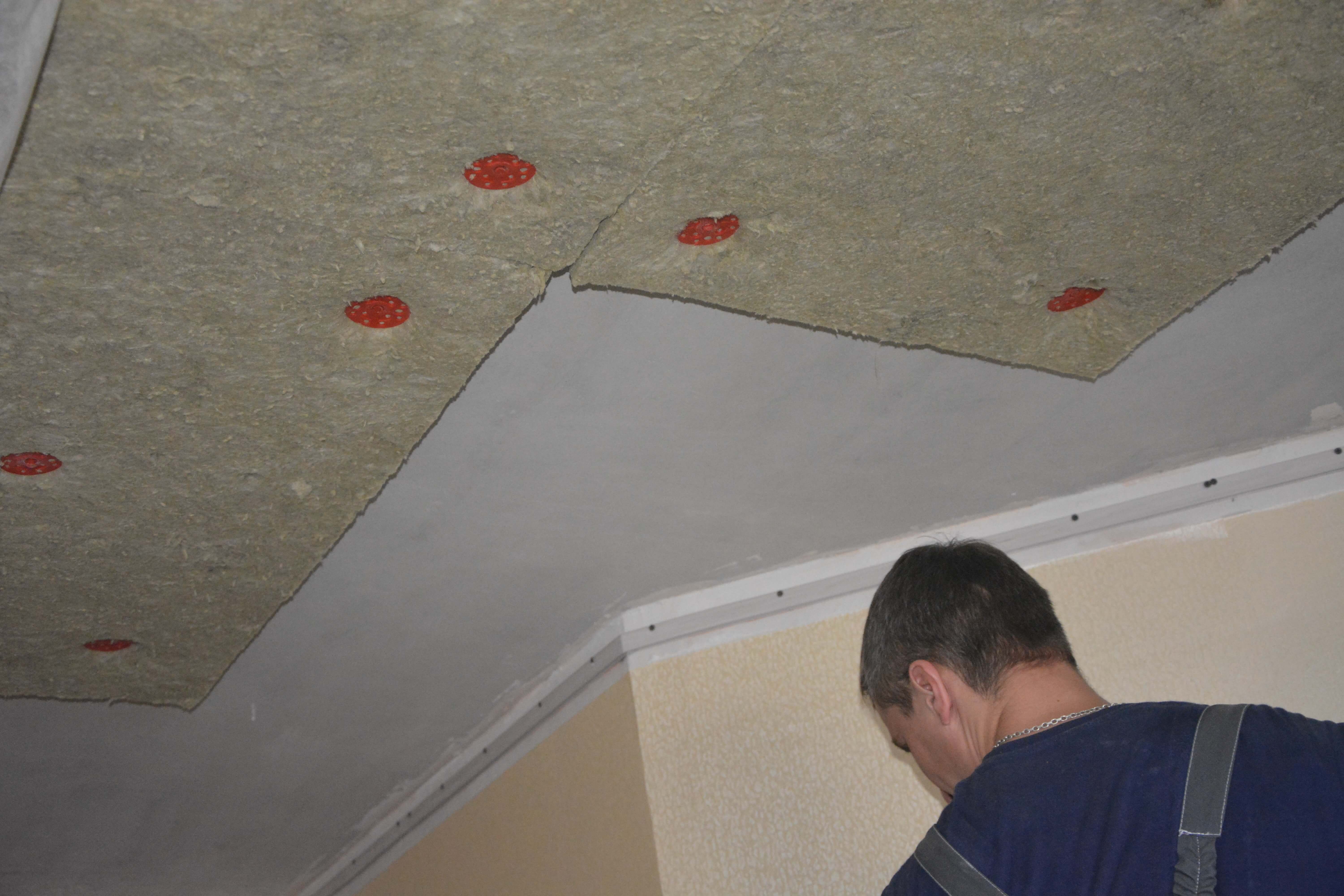 Шумоизоляция потолка в квартире под натяжной потолок: свойства, монтаж, отзывы