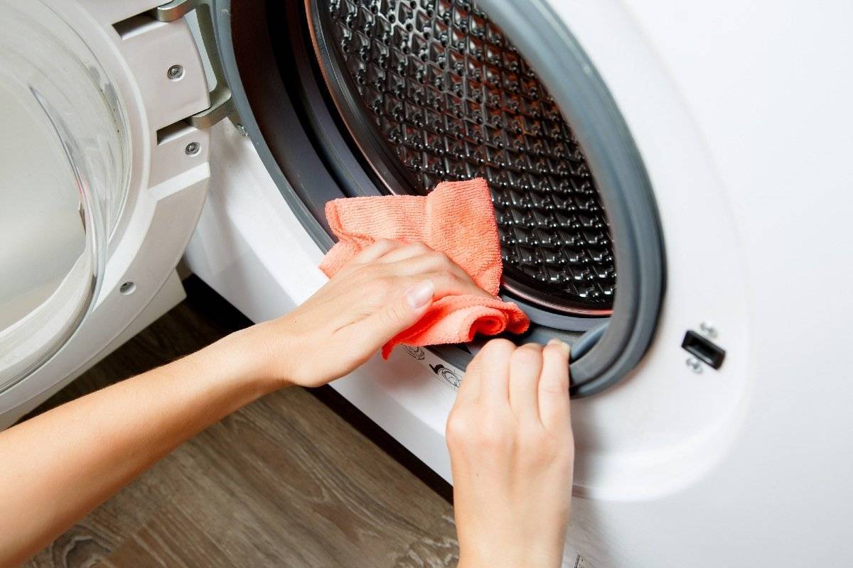 Как почистить стиральную машину: что нужно знать