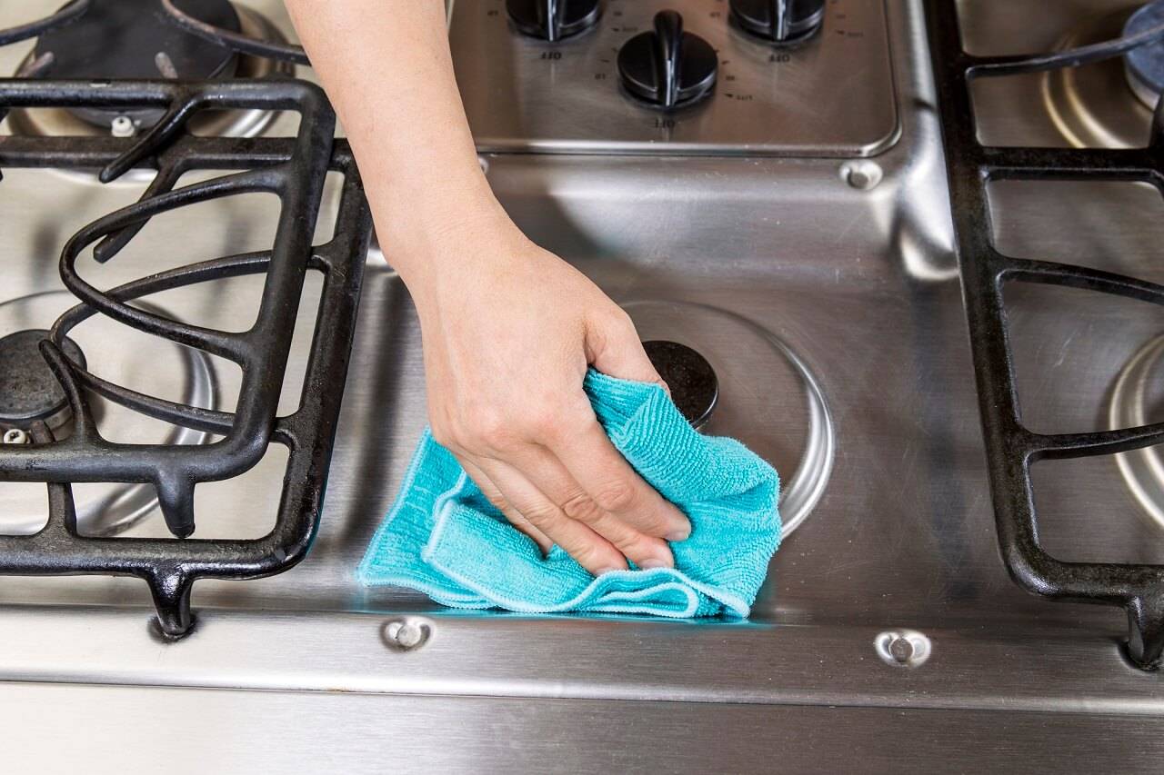 Как почистить электрическую плиту в домашних условиях: отмыть от жира и нагара