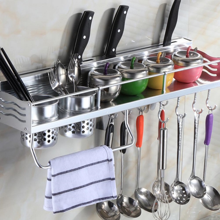 7 интересных способов применения металлического ёршика для посуды