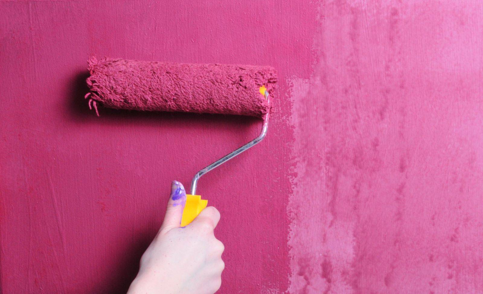 Как красить стены краской?